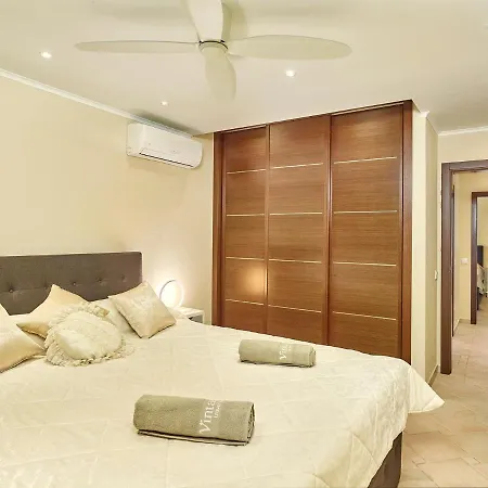 Sleeps 6 Wifi *